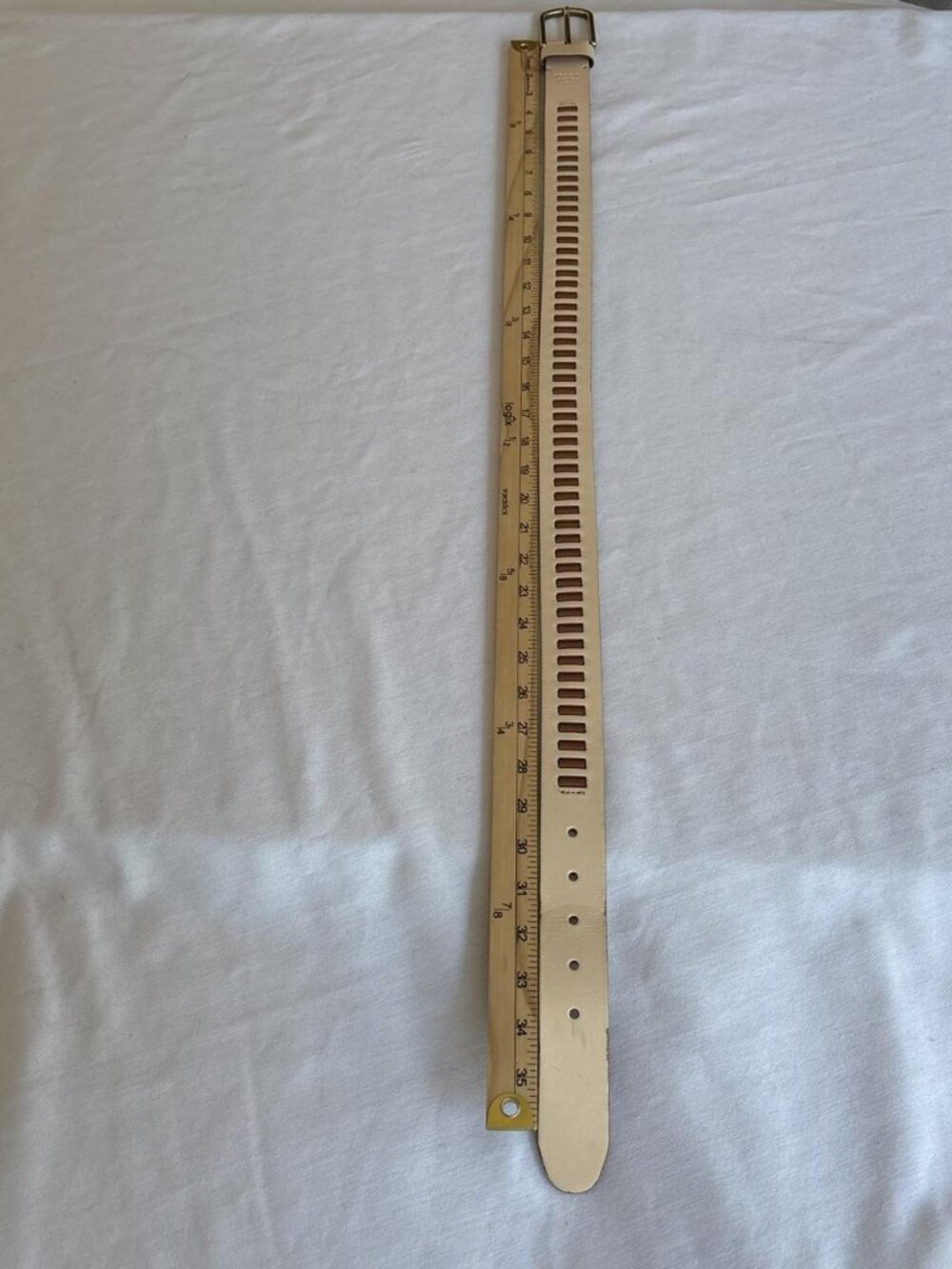 Fossil Genuine Leather Cutout Belt Cream Cognac Brown Small